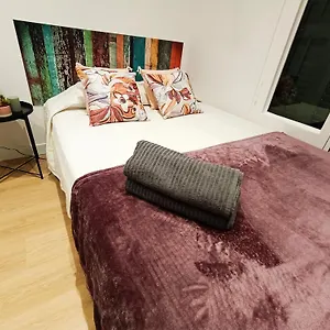  Hostal By Universitat Private